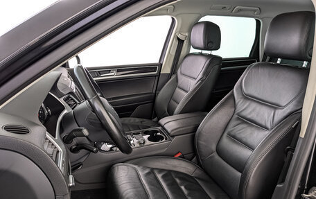 Volkswagen Touareg III, 2017 год, 2 800 000 рублей, 20 фотография