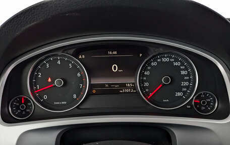 Volkswagen Touareg III, 2017 год, 2 800 000 рублей, 16 фотография