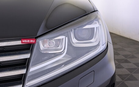 Volkswagen Touareg III, 2017 год, 2 800 000 рублей, 11 фотография