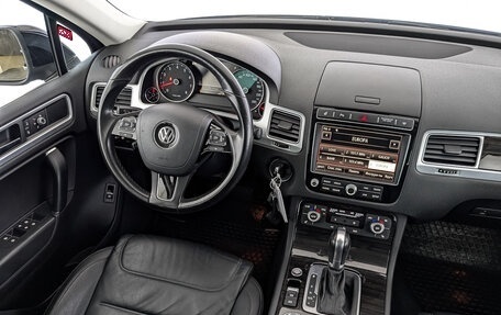 Volkswagen Touareg III, 2017 год, 2 800 000 рублей, 30 фотография