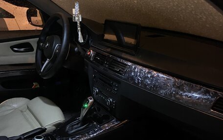 BMW 3 серия, 2010 год, 1 275 000 рублей, 4 фотография