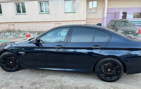 BMW 5 серия, 2015 год, 1 900 000 рублей, 4 фотография