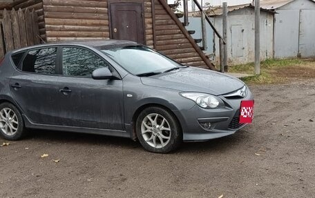 Hyundai i30 I, 2010 год, 750 000 рублей, 3 фотография