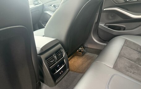 BMW 3 серия, 2024 год, 6 450 000 рублей, 10 фотография