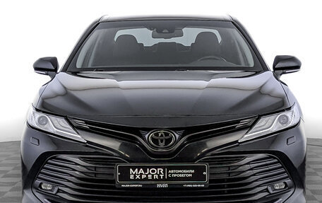 Toyota Camry, 2021 год, 3 050 000 рублей, 2 фотография