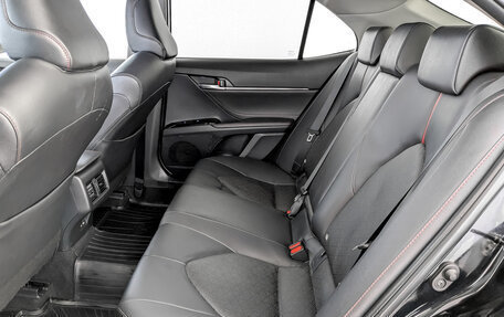 Toyota Camry, 2021 год, 3 050 000 рублей, 12 фотография