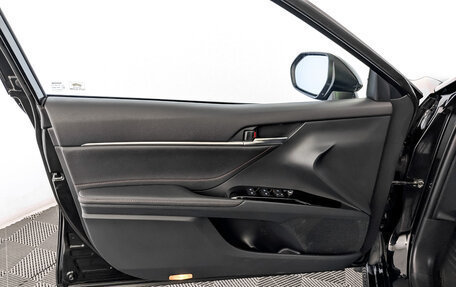 Toyota Camry, 2021 год, 3 050 000 рублей, 19 фотография