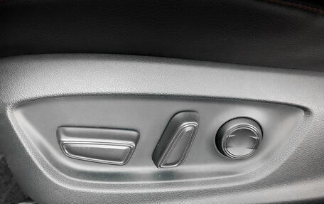 Toyota Camry, 2021 год, 3 050 000 рублей, 21 фотография