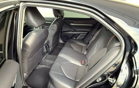 Toyota Camry, 2022 год, 3 530 000 рублей, 18 фотография