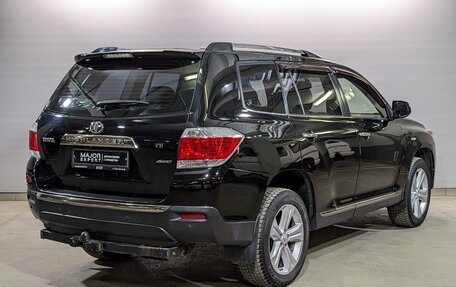 Toyota Highlander III, 2011 год, 1 905 000 рублей, 5 фотография