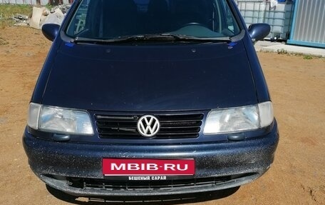 Volkswagen Sharan I рестайлинг, 1997 год, 280 000 рублей, 1 фотография
