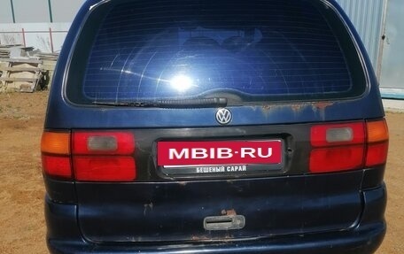 Volkswagen Sharan I рестайлинг, 1997 год, 280 000 рублей, 4 фотография