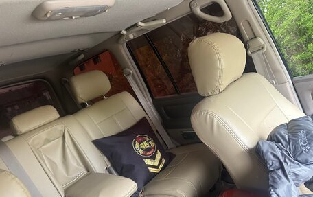 Toyota Land Cruiser 100 рестайлинг 2, 2000 год, 1 800 000 рублей, 7 фотография