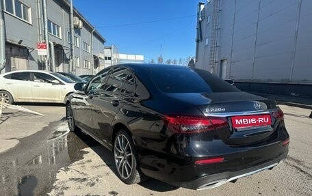 Mercedes-Benz E-Класс, 2021 год, 3 690 000 рублей, 4 фотография