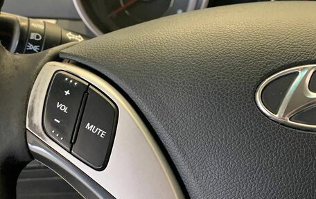 Hyundai Avante, 2012 год, 890 000 рублей, 17 фотография