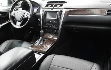 Toyota Camry, 2016 год, 1 999 000 рублей, 11 фотография