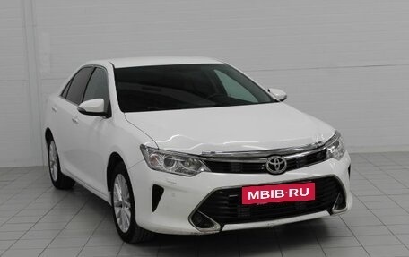 Toyota Camry, 2016 год, 1 999 000 рублей, 3 фотография