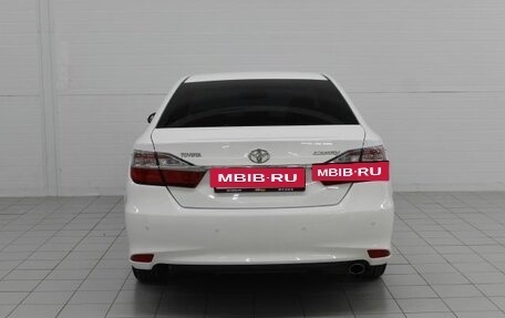 Toyota Camry, 2016 год, 1 999 000 рублей, 6 фотография