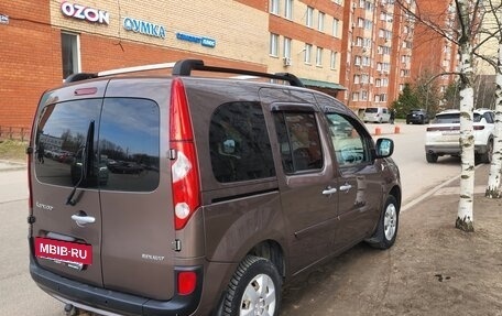 Renault Kangoo II рестайлинг, 2012 год, 699 000 рублей, 5 фотография
