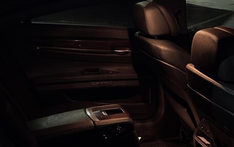 BMW 7 серия, 2009 год, 1 470 000 рублей, 10 фотография