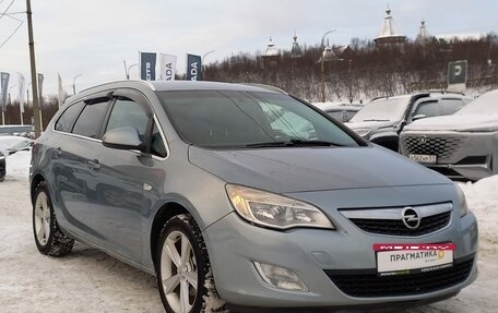 Opel Astra J, 2012 год, 599 000 рублей, 2 фотография