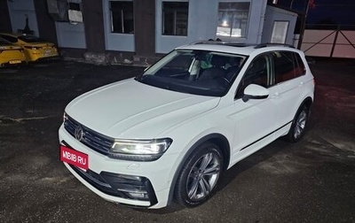 Volkswagen Tiguan II, 2018 год, 3 300 000 рублей, 1 фотография
