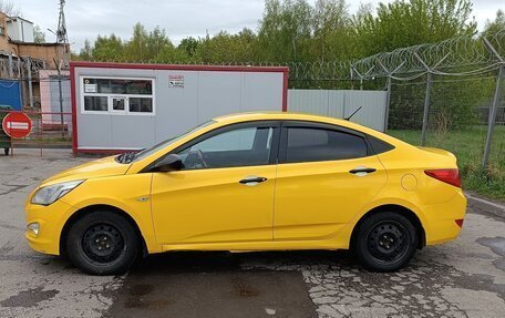 Hyundai Solaris II рестайлинг, 2015 год, 580 000 рублей, 6 фотография