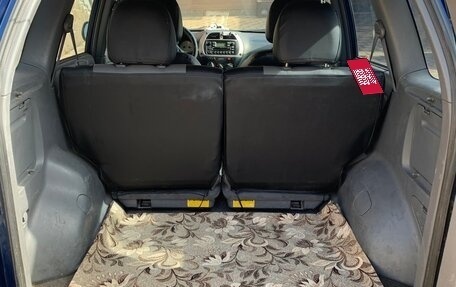 Toyota RAV4, 2002 год, 685 000 рублей, 14 фотография