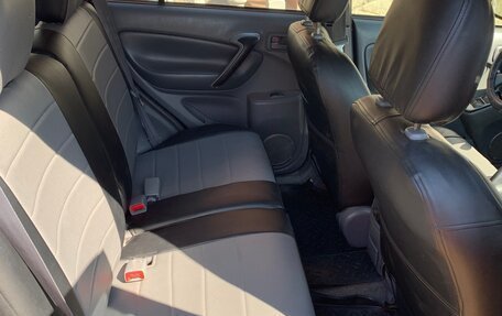 Toyota RAV4, 2002 год, 685 000 рублей, 15 фотография
