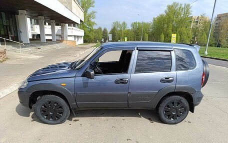 Chevrolet Niva I рестайлинг, 2009 год, 390 000 рублей, 6 фотография
