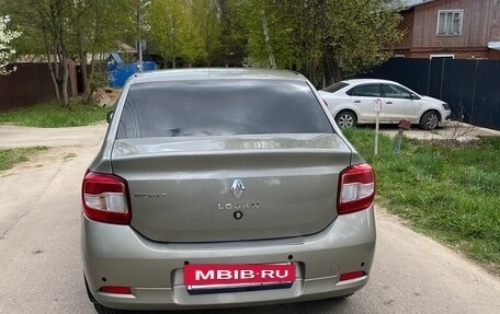 Renault Logan II, 2015 год, 800 000 рублей, 4 фотография