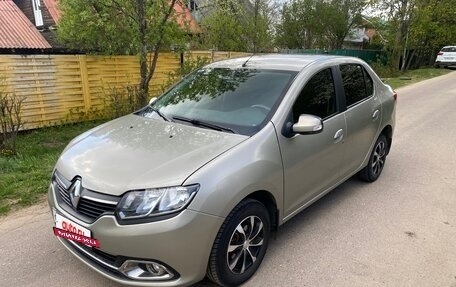 Renault Logan II, 2015 год, 800 000 рублей, 8 фотография