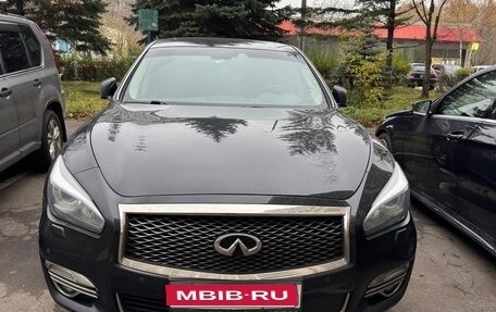 Infiniti Q70 I, 2017 год, 2 000 000 рублей, 1 фотография