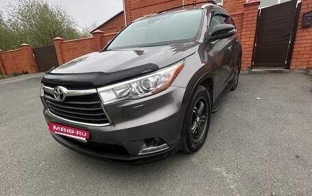 Toyota Highlander III, 2014 год, 2 999 000 рублей, 6 фотография