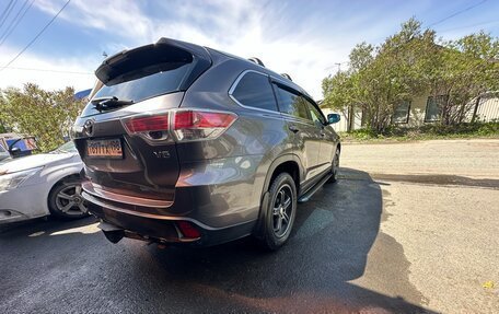 Toyota Highlander III, 2014 год, 2 999 000 рублей, 25 фотография