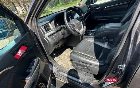Toyota Highlander III, 2014 год, 2 999 000 рублей, 19 фотография