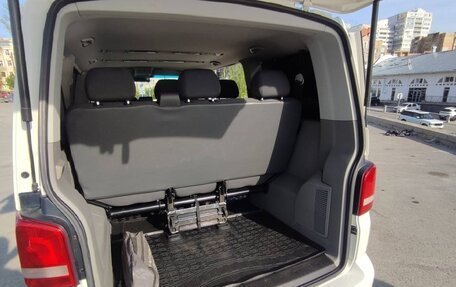Volkswagen Caravelle T5, 2012 год, 2 350 000 рублей, 9 фотография