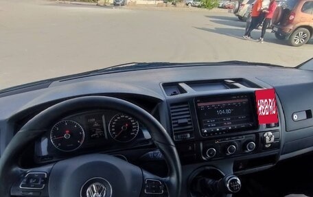 Volkswagen Caravelle T5, 2012 год, 2 350 000 рублей, 15 фотография