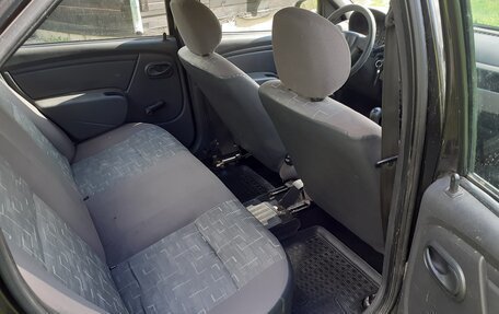Renault Logan I, 2014 год, 330 000 рублей, 2 фотография
