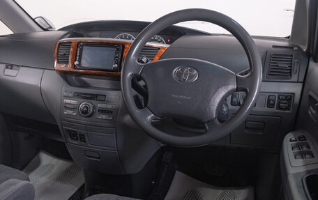 Toyota Noah III, 2006 год, 1 179 000 рублей, 11 фотография
