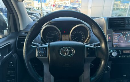 Toyota Land Cruiser Prado 150 рестайлинг 2, 2010 год, 2 750 000 рублей, 11 фотография