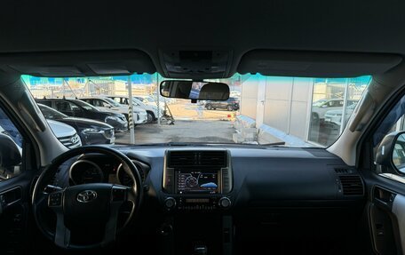 Toyota Land Cruiser Prado 150 рестайлинг 2, 2010 год, 2 750 000 рублей, 10 фотография