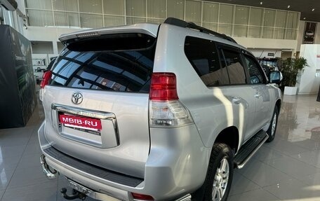 Toyota Land Cruiser Prado 150 рестайлинг 2, 2010 год, 2 750 000 рублей, 5 фотография