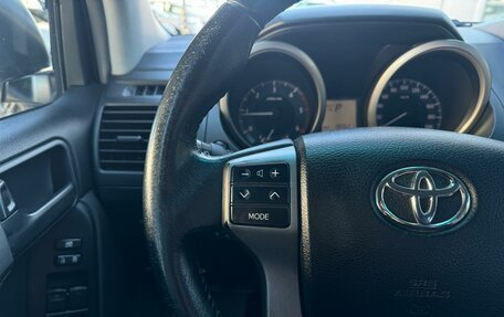 Toyota Land Cruiser Prado 150 рестайлинг 2, 2010 год, 2 750 000 рублей, 13 фотография
