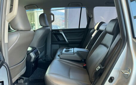 Toyota Land Cruiser Prado 150 рестайлинг 2, 2010 год, 2 750 000 рублей, 32 фотография
