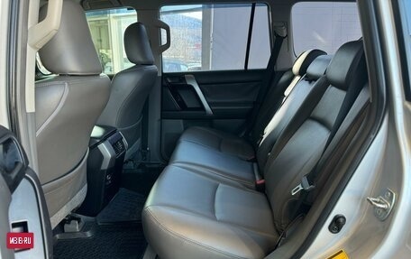Toyota Land Cruiser Prado 150 рестайлинг 2, 2010 год, 2 750 000 рублей, 31 фотография