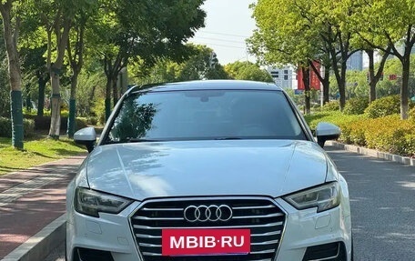 Audi A3, 2020 год, 1 100 000 рублей, 2 фотография