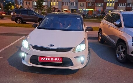 KIA Rio IV, 2017 год, 780 000 рублей, 1 фотография