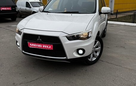 Mitsubishi Outlander III рестайлинг 3, 2011 год, 1 150 000 рублей, 1 фотография
