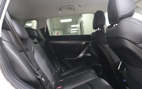 Geely Atlas, 2023 год, 2 098 000 рублей, 9 фотография